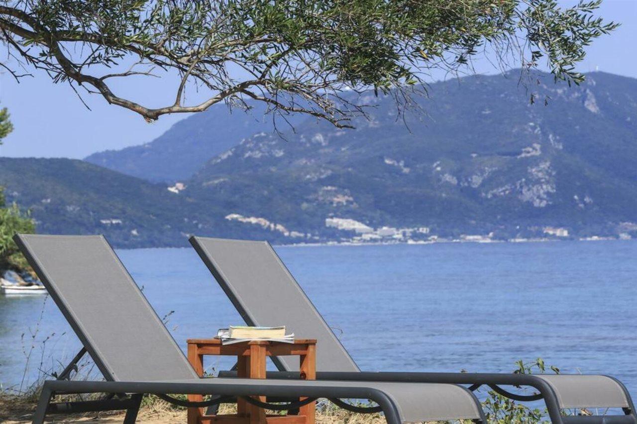 Kairaba Mythos Palace - Adults Only Kouspádhes Exterior foto View of the Gulf of Tigullio from the park
